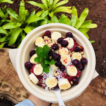 Honolua Farms Kitchen - Açaí bowl ($12) - Food Trucks Near Me - Lahaina, Hawaii Honolua Farms Kitchen - Açaí bowl ($12) - Food Trucks Near Me - Lahaina, Hawaii