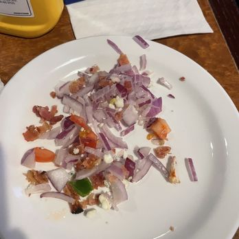 Main St. Pub - If you sub onion for avocado you can guarantee a low star review from me! - Pubs Near Me - Portage, Michigan