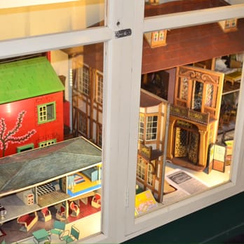 Pollock's Toy Museum - Pollocks toy museum. - Museums Near Me - London, XGL Pollock's Toy Museum - Pollocks toy museum. - Museums Near Me - London, XGL
