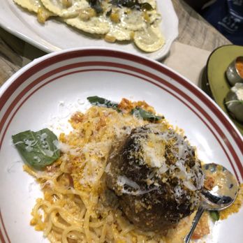 Scaddabush - Meatball spaghetti and butternut squash ravioli - Italian Near Me - Toronto, Ontario Scaddabush - Meatball spaghetti and butternut squash ravioli - Italian Near Me - Toronto, Ontario