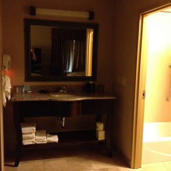 Hampton Inn & Suites Ankeny - Hotels Near Me - Ankeny, Iowa Hampton Inn & Suites Ankeny - Hotels Near Me - Ankeny, Iowa