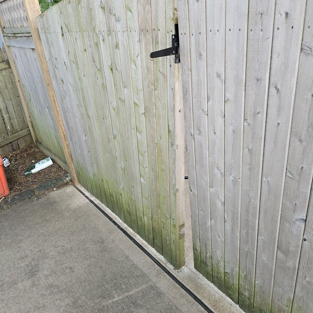 Rose Fence Inc - Gates don't line up. Gap on bottom of gates. Gates crooked - Fences & Gates Near Me - Freeport, New York Rose Fence Inc - Gates don't line up. Gap on bottom of gates. Gates crooked - Fences & Gates Near Me - Freeport, New York