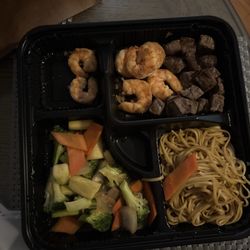 Shiki Hibachi & Sushi - Filet mignon and shrimp hibachi