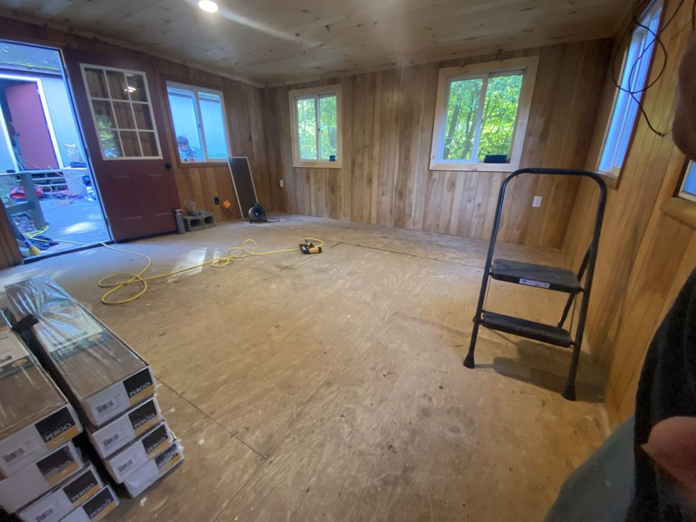 Slide of R&R Contracting