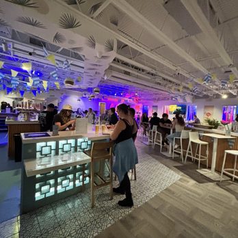 Cove Brewery - Bar area - Brewpubs Near Me - Deerfield Beach, Florida