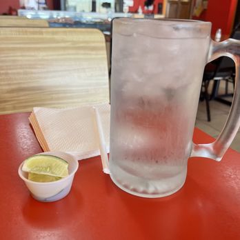 El Hidalguense Restaurant - Very large drinks, even water - Mexican Near Me - Grand Prairie, Texas El Hidalguense Restaurant - Very large drinks, even water - Mexican Near Me - Grand Prairie, Texas