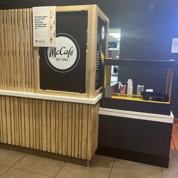 McDonald's - Fast Food Near Me - East Point, Georgia