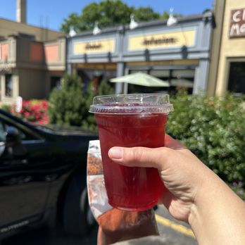 Global Infusion - Iced tea/lemonade (and some smoked paprika! They sell spices in bulk as well as tea) - Coffee & Tea Near Me - Grand Rapids, Michigan