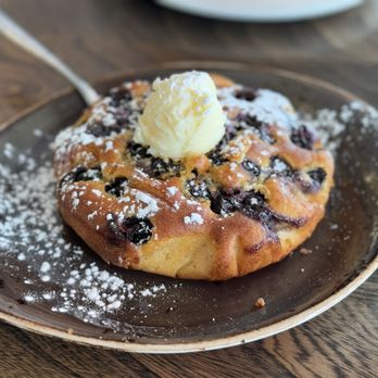 Flour Mill Scratch Kitchen Restaurant - Blueberry cornbread with sugar butter - Canadian (New) Near Me - Niagara Falls, Ontario