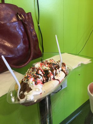 Lupita's Ice Cream by null