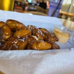 Tamiami Tap - Pretzels bites with beer cheese