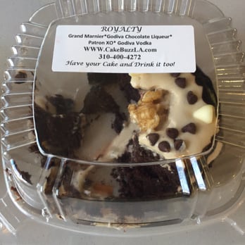 Cake Buzz - Royalty cake - Desserts Near Me - Redondo Beach, California
