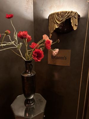 Bloom's by null