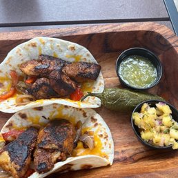 MONDAY RESTAURANT + BAR - 668 Photos & 275 Reviews - 4327 Bienville St