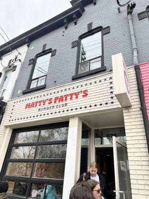 Matty's Patty's by null