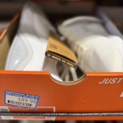 DSW Designer Shoe Warehouse - Nike clearance shoes ($63 final price)