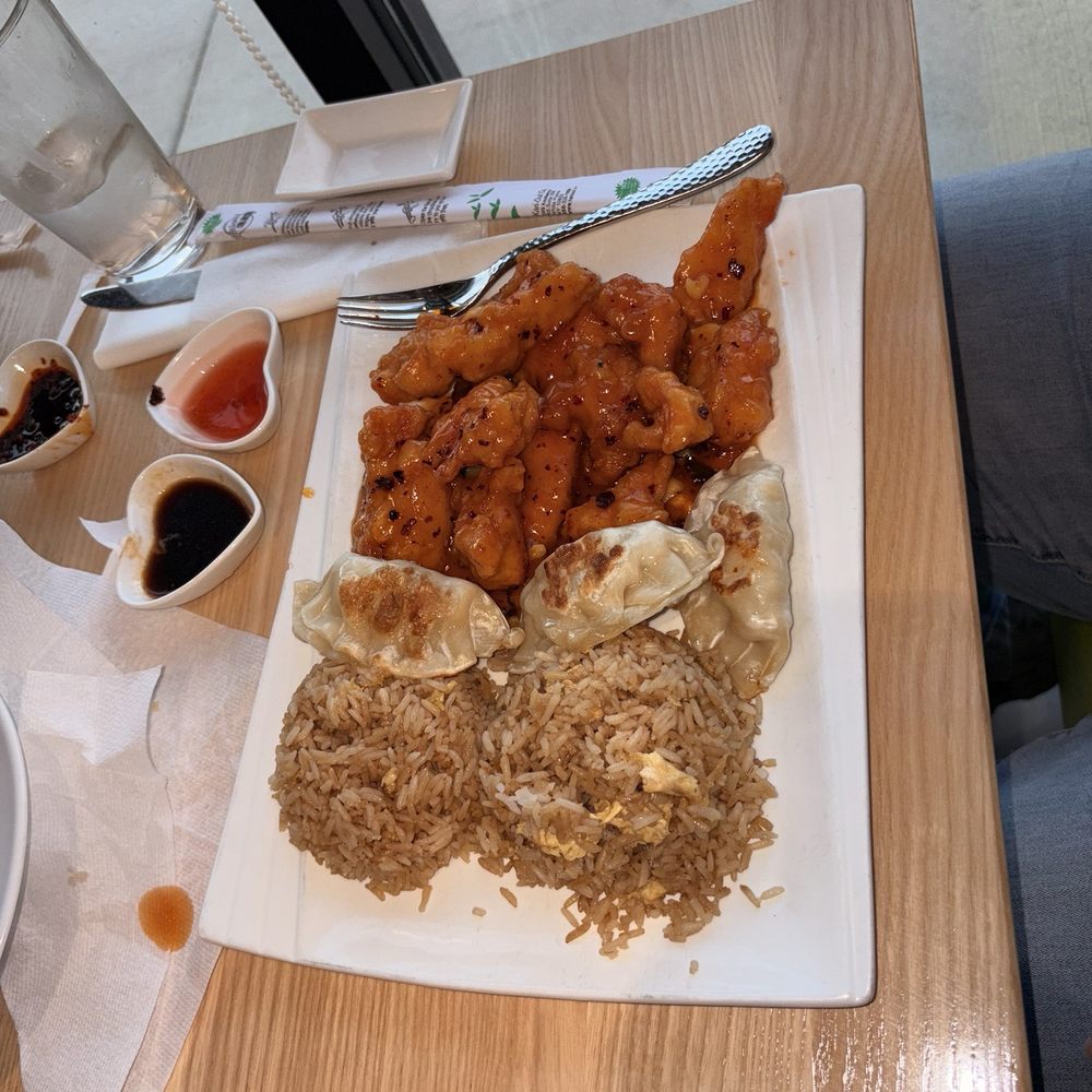 M Fusion - Seafood Near Me - Duncan, South Carolina M Fusion - Seafood Near Me - Duncan, South Carolina