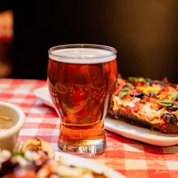 Jolly’s Pizza