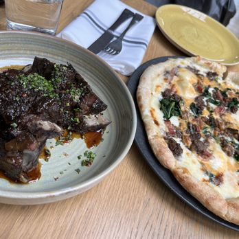 Three Bears Brewery and Restaurant - Bison ribs - Brewpubs Near Me - Banff, Alberta Three Bears Brewery and Restaurant - Bison ribs - Brewpubs Near Me - Banff, Alberta