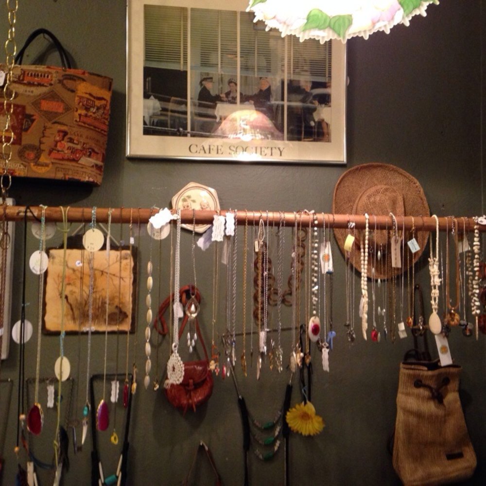 Etoile Boutique - Used, Vintage & Consignment Near Me - Orlando, Florida Etoile Boutique - Used, Vintage & Consignment Near Me - Orlando, Florida