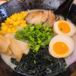 Koi - Tonkatsu ramen