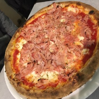 La Rotonda - Great Wood Fire Pizza - Italian Near Me - Casteldaccia, Pennsylvania