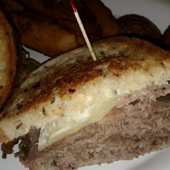Roasters 'N Toasters - Pinecrest - Art's Special $12.50 Brisket, Swiss & Horseradish sauce on perfectly buttery & grilled Rye - Bagels Near Me - Miami, Florida