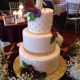 Wedding cake - served  50