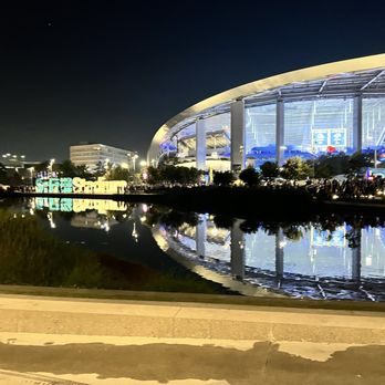 SoFi Stadium - Stadiums & Arenas Near Me - Inglewood, California SoFi Stadium - Stadiums & Arenas Near Me - Inglewood, California