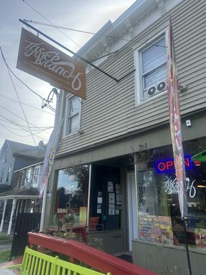 The Juice Branch by null