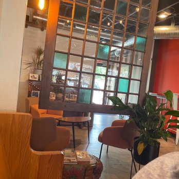 Halo Roasters - Inside - Coffee & Tea Near Me - Springfield, New Jersey