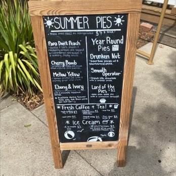 Emporium Pies - Desserts Near Me - Dallas, Texas Emporium Pies - Desserts Near Me - Dallas, Texas