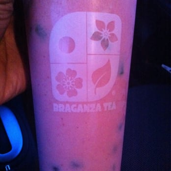 Braganza Tea - Strawberry with boba and green apple jelly - Coffee & Tea Near Me - Olympia, Washington