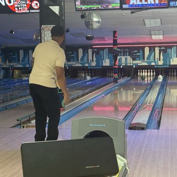 Gun Post Lanes - Bowling Near Me - Bronx, New York Gun Post Lanes - Bowling Near Me - Bronx, New York