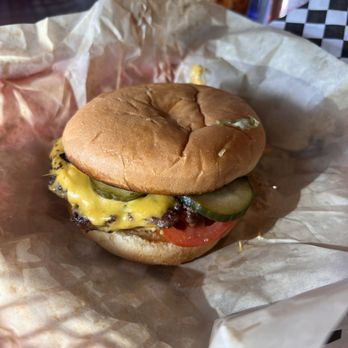 Cosmo Burger XR - Single add tomato - Cocktail Bars Near Me - Kansas City, Missouri
