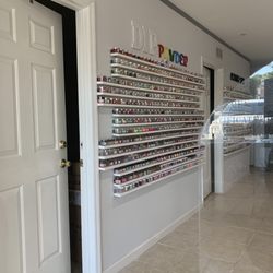 Friendly Nails - Inside salon