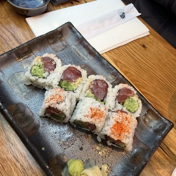 Ozakaya - Spicy Tuna Roll (7/10) - Izakaya Near Me - Brooklyn, New York Ozakaya - Spicy Tuna Roll (7/10) - Izakaya Near Me - Brooklyn, New York