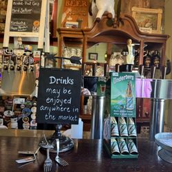 Hockinson Market Taproom - Bar in the store.