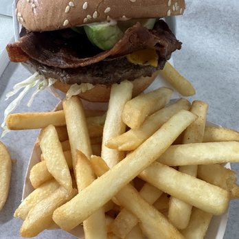 Omega Drive-In - Burgers Near Me - Long Beach, California Omega Drive-In - Burgers Near Me - Long Beach, California