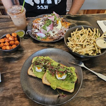 Lost Parrot Cafe - Breakfast & Brunch Near Me - South Pasadena, California