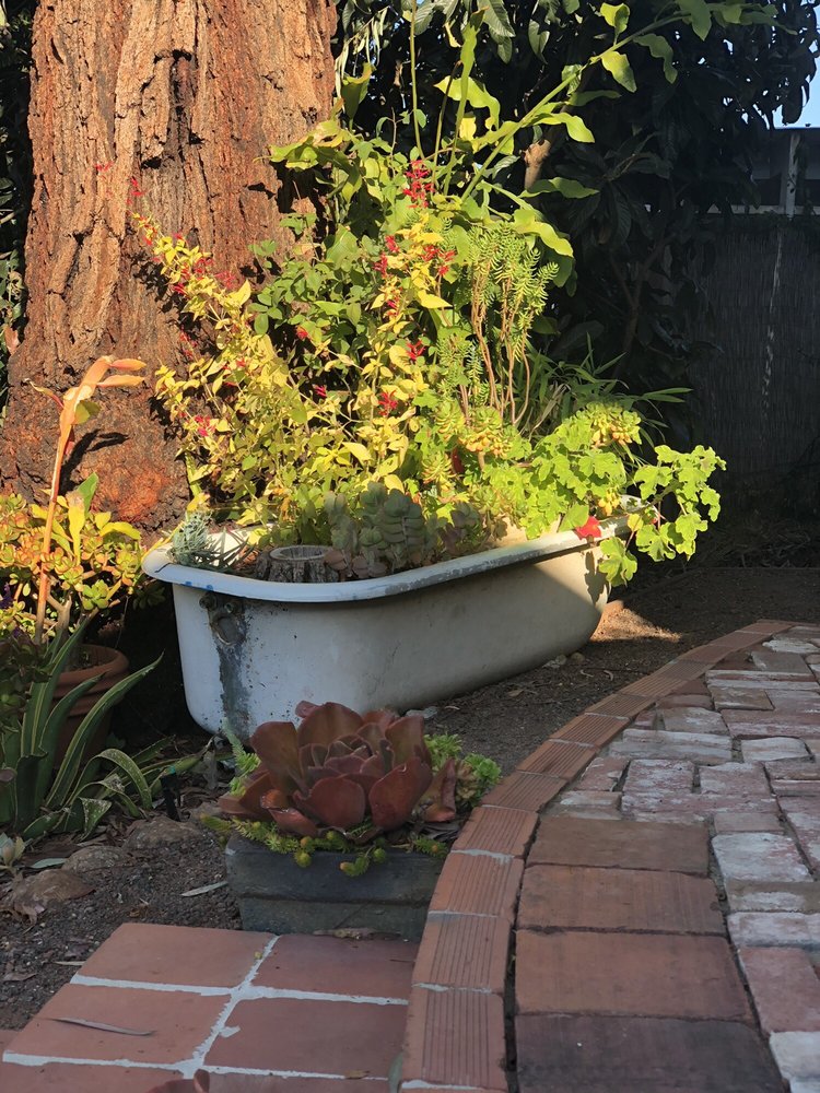 POIRIER GARDEN DESIGNS 4150 39th Ave, Oakland, California