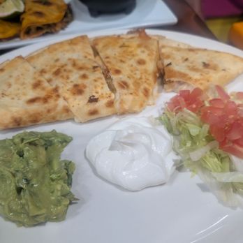 Buena Vista - Grilled Quesadilla - Mexican Near Me - Philadelphia, Pennsylvania Buena Vista - Grilled Quesadilla - Mexican Near Me - Philadelphia, Pennsylvania