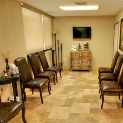 Andrew R Rahn, DDS