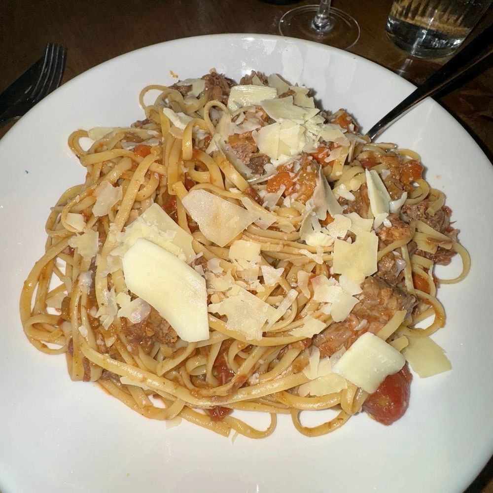 Mezza Luna - Pizza Near Me - Manalapan, New Jersey
