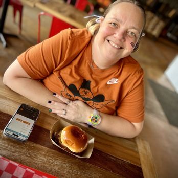 Porky's Belly BBQ - Barbeque Near Me - Montgomery, Texas