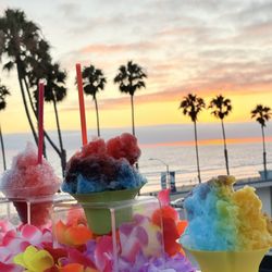 Lil’ Yetties Hawaiian Shave Ice - Shave ice and sunsets