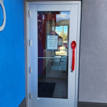 Dairy Queen Grill & Chill - Entrance - Ice Cream & Frozen Yogurt Near Me - Reno, Nevada