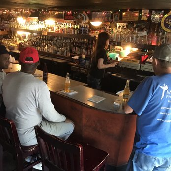 Brothers III Lounge - Dive Bars Near Me - New Orleans, Louisiana Brothers III Lounge - Dive Bars Near Me - New Orleans, Louisiana