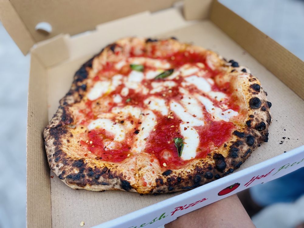 Galileo's Mobile Italian Pizzeria Logo