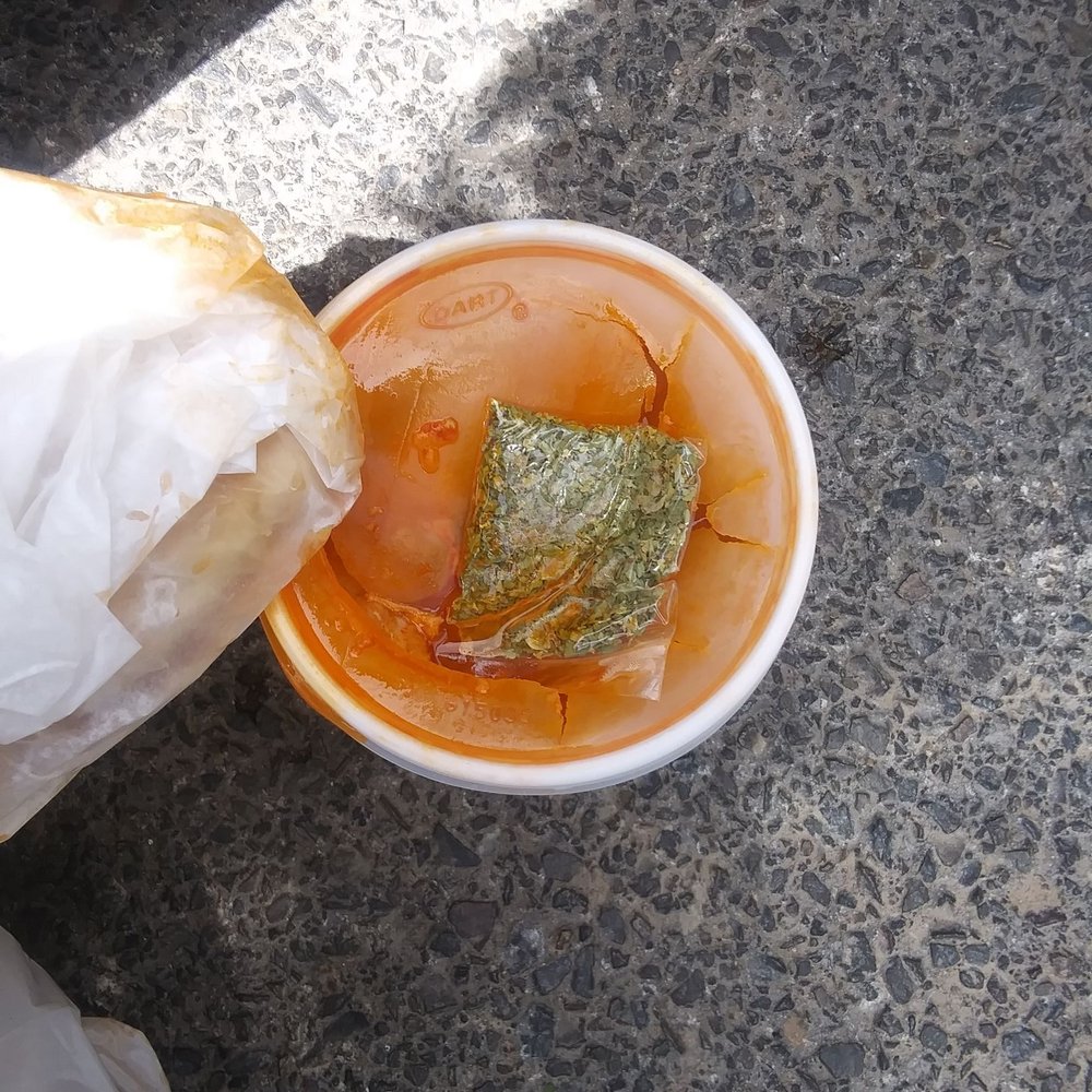 Menudo to go. What a mess (Marisol server-) Menudo to go. What a mess (Marisol server-)